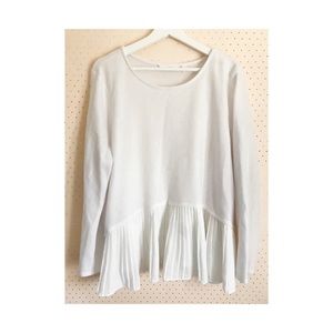 LC Lauren Conrad White Sweater With Pleated Hem